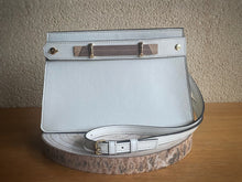 Charger l'image dans la galerie, Le sac à main Neva