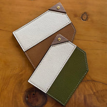 Charger l'image dans la galerie, L'étui Eugène